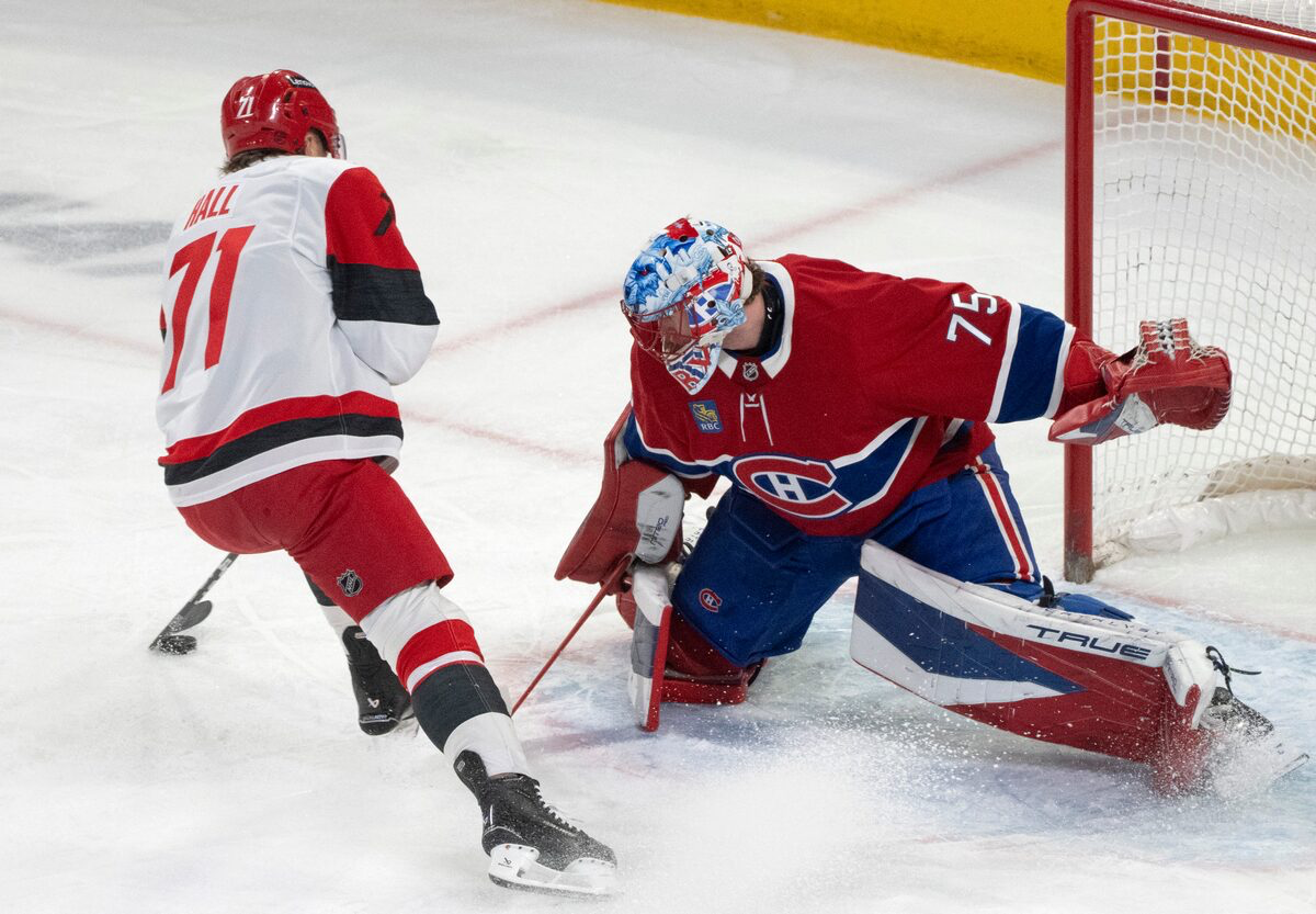 Bad Night at the Bell Centre: Canadiens Lose Home Opener 6-4 to Carolina